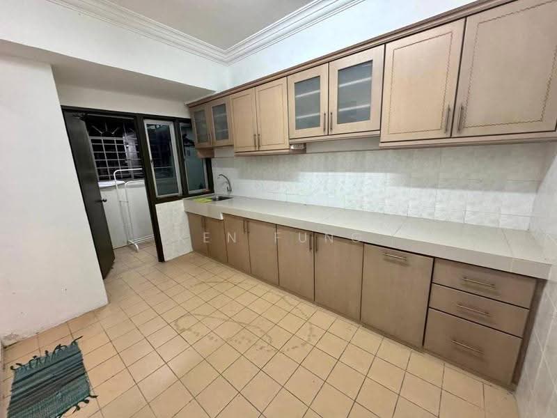 Pangsapuri untuk Disewa di Sri Camellia - Ken Fung - Kitchen - PropertyGuru.com.my
