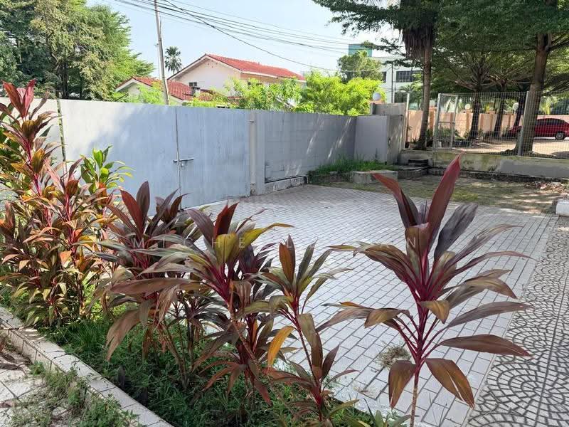 Commercial Bungalow for Rent in Kampung Datuk Keramat (Keramat) - Michelle Tan - Exterior - PropertyGuru.com.my