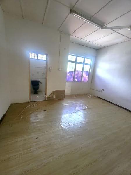 2-storey Terraced House for Sale in Taman Sri Intan (Johor Bahru) - Karl Lim - Interior - PropertyGuru.com.my