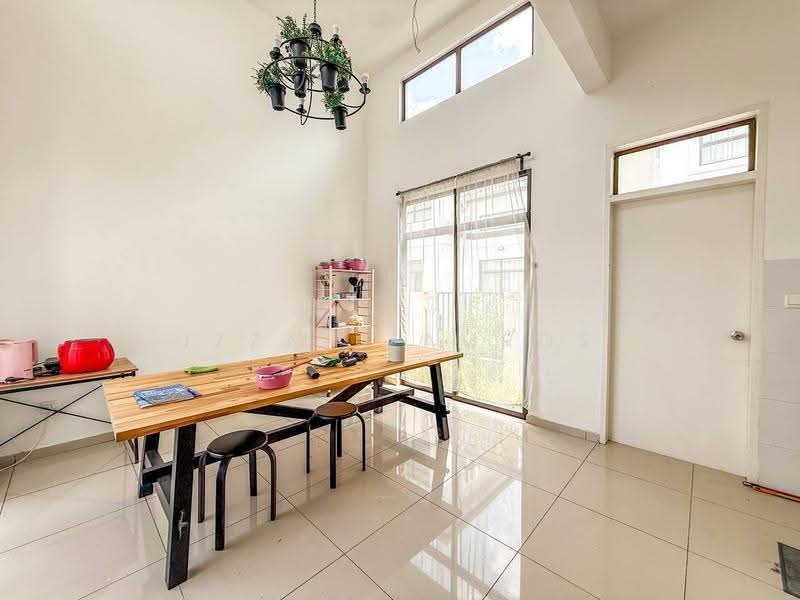 2-storey Terraced House for Sale in Eco Grandeur (Puncak Alam) - Izzat Zamros - Dining Room - PropertyGuru.com.my