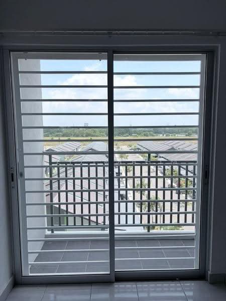 Apartment for Rent at Idaman Melur @ Cybersouth - Azizirrahim . - Balcony - PropertyGuru.com.my