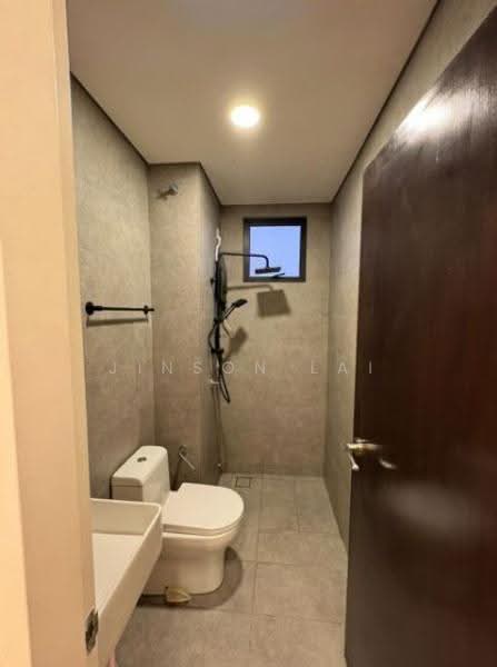 Kediaman Servis untuk Disewa di The Birch - Jinson Lai - Bathroom - PropertyGuru.com.my