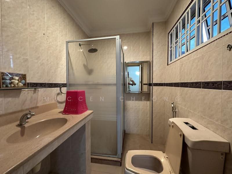 Rumah Teres 2-Tingkat untuk Dijual di Taman Alam Megah (Shah Alam) - Maccen Cheong - Bathroom - PropertyGuru.com.my