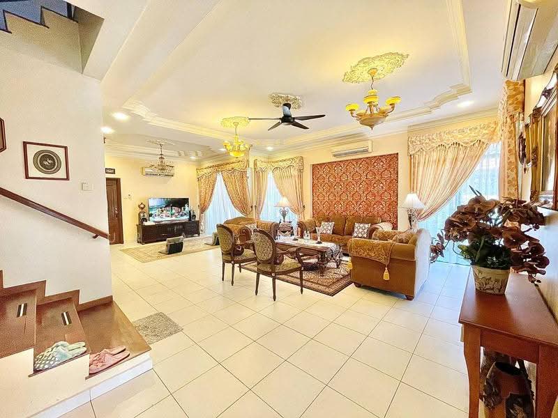 Semi-Detached House for Sale in Glenmarie Cove (Klang) - Nur Adibah Ishak - Living Room - PropertyGuru.com.my