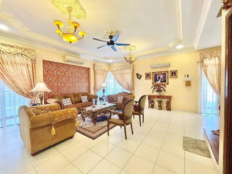 Semi-Detached House for Sale in Glenmarie Cove (Klang) - Nur Adibah Ishak - Living Room - PropertyGuru.com.my