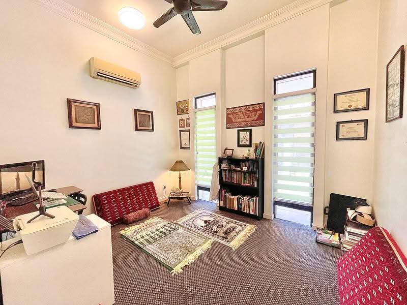 Semi-Detached House for Sale in Glenmarie Cove (Klang) - Nur Adibah Ishak - Study - PropertyGuru.com.my