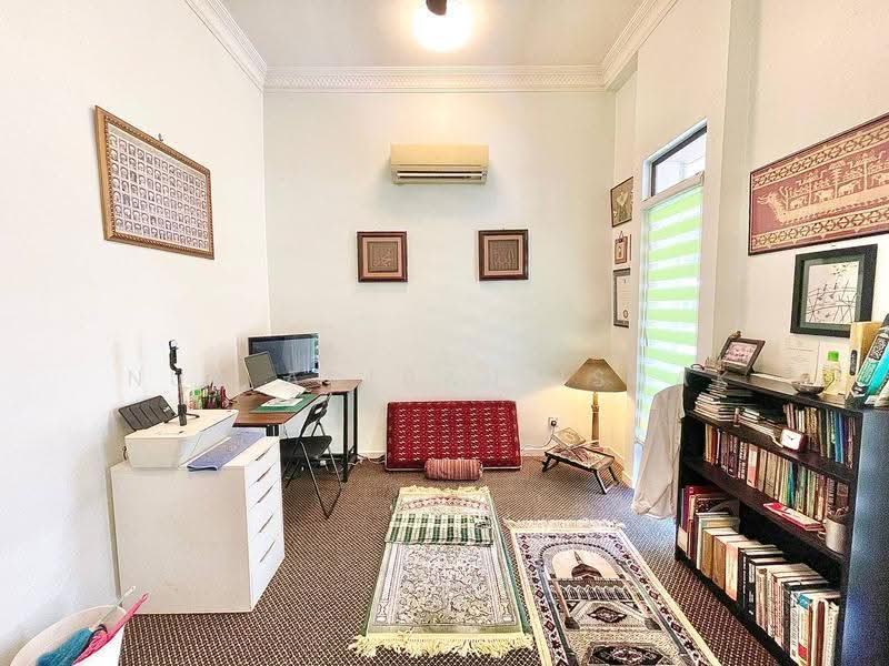 Semi-Detached House for Sale in Glenmarie Cove (Klang) - Nur Adibah Ishak - Study - PropertyGuru.com.my