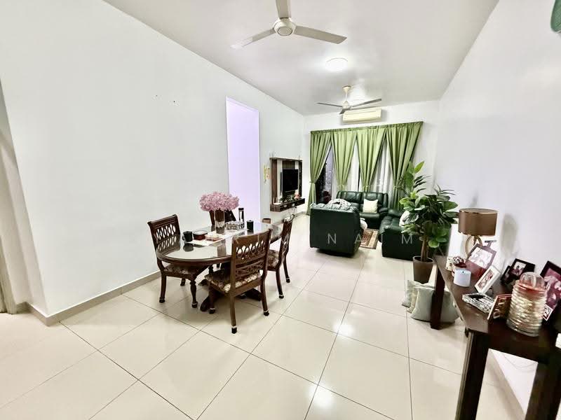 Kondominium untuk Dijual di Riverdale @ Usj One Park - Syahrim Naim - Living Room - PropertyGuru.com.my