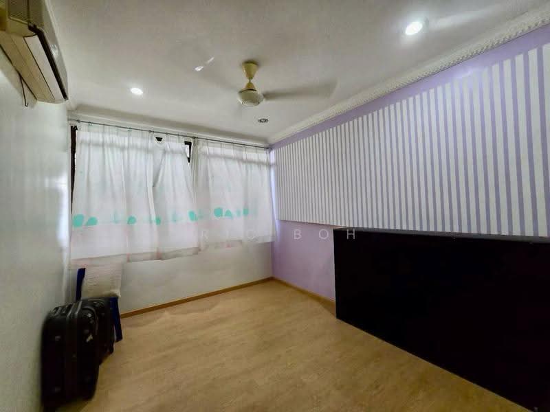 2-storey Terraced House for Sale in Island Glades (Jelutong) - Eric Boh - Bedroom - PropertyGuru.com.my