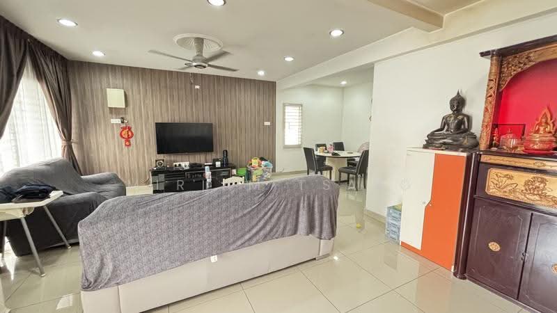 Terraced House for Sale in Seksyen 32, Kemuning Green Ville (Shah Alam) - Miriam Tsang - Living Room - PropertyGuru.com.my