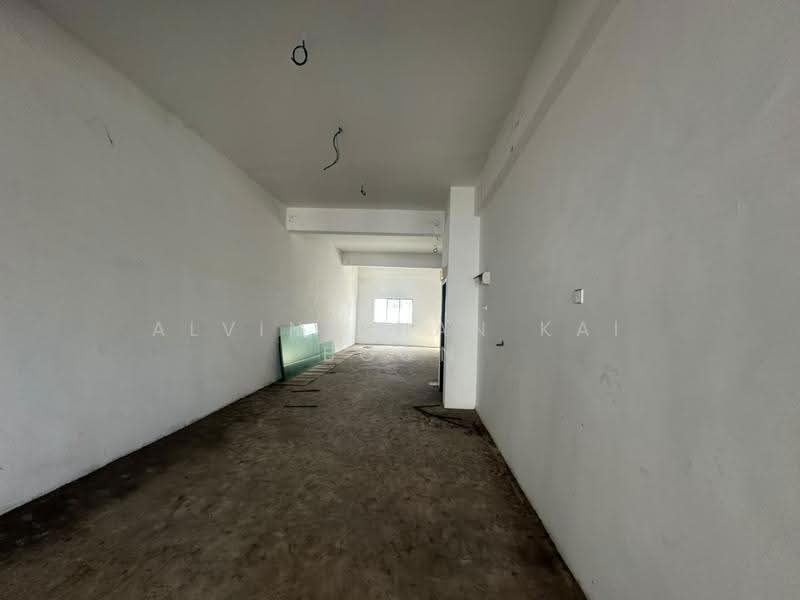 Shop for Sale in Bukit Baru (Melaka) - Alvin Chan Kai Boon - Interior - PropertyGuru.com.my
