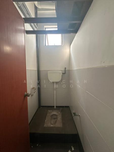 Shop for Sale in Bukit Baru (Melaka) - Alvin Chan Kai Boon - Bathroom - PropertyGuru.com.my