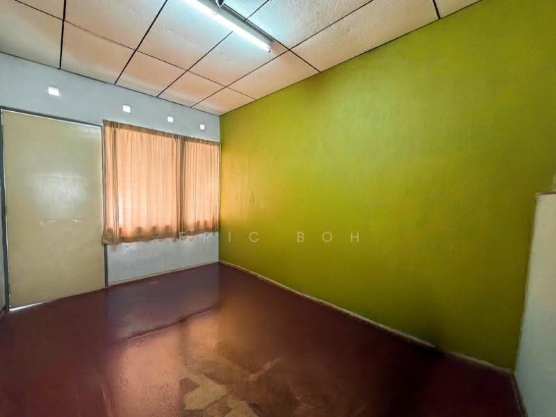 2-storey Terraced House for Sale in Island Glades (Jelutong) - Eric Boh - Interior - PropertyGuru.com.my