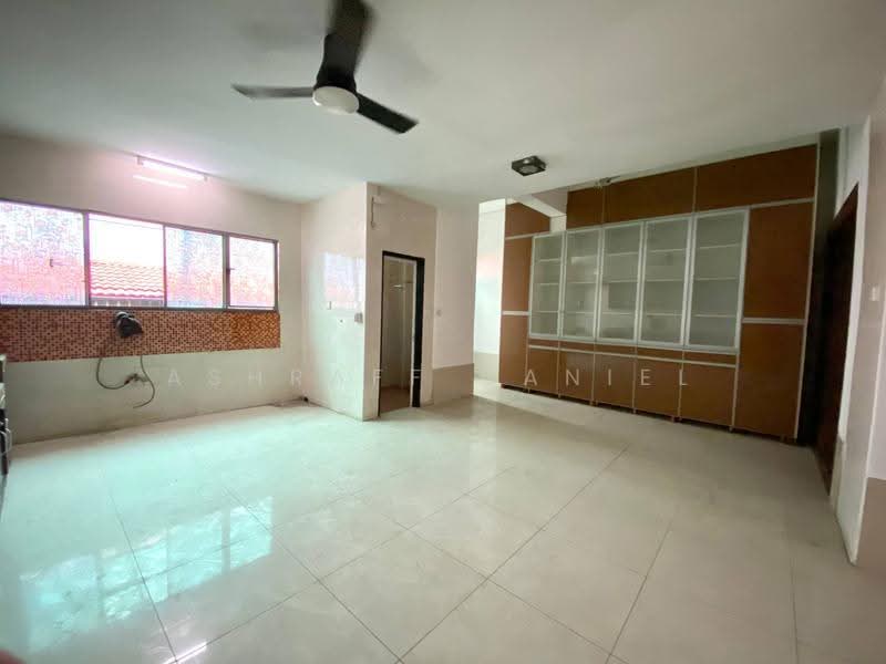2-storey Terraced House for Sale in Bukit Jelutong (Shah Alam) - Ashraff Daniel - PropertyGuru.com.my