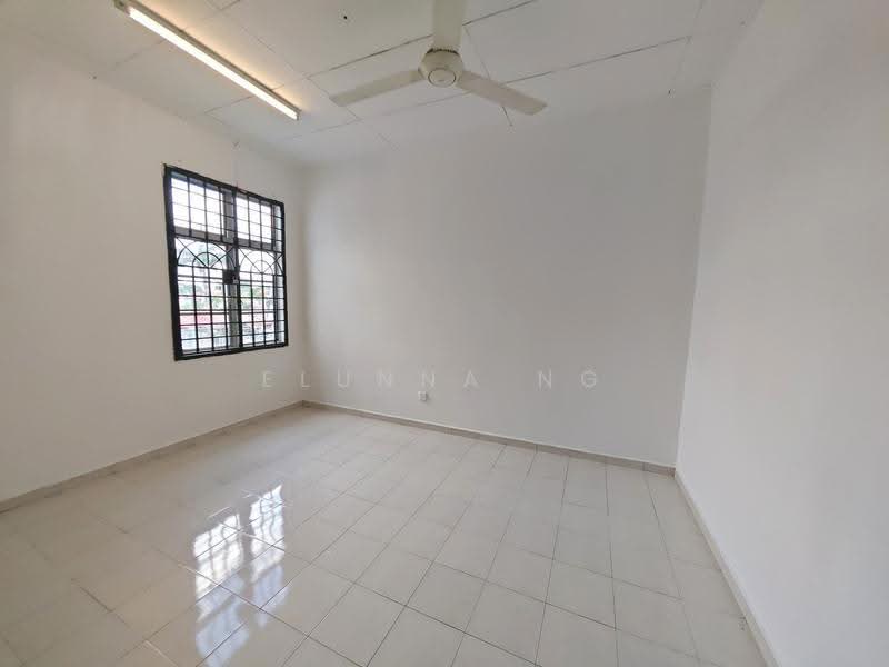 Rumah Teres 2-Tingkat untuk Dijual di Taman Puteri Wangsa (Ulu Tiram) - Elunna Ng - PropertyGuru.com.my