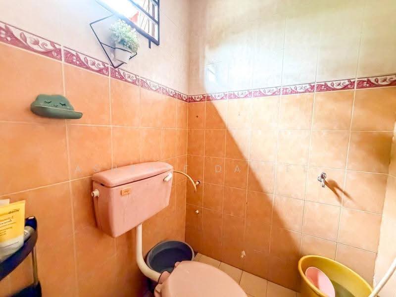 Rumah Teres 1-Tingkat untuk Dijual di Taman Seri Mewah (Kapar) - Ashraff Daniel - Bathroom - PropertyGuru.com.my