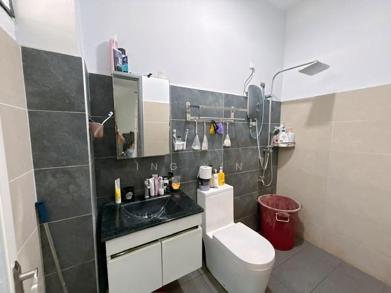 2-storey Terraced House for Sale in Taman Setia Indah (Tebrau) - Ing Xin - Bathroom - PropertyGuru.com.my