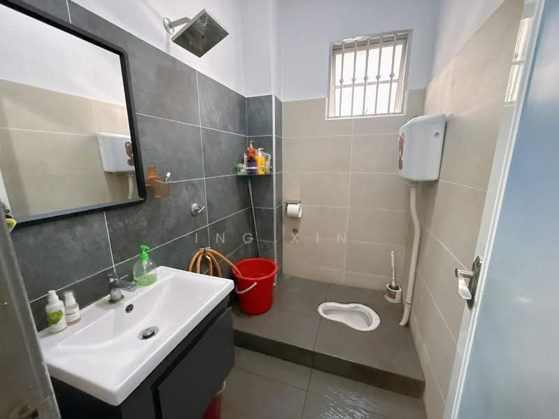 2-storey Terraced House for Sale in Taman Setia Indah (Tebrau) - Ing Xin - Bathroom - PropertyGuru.com.my
