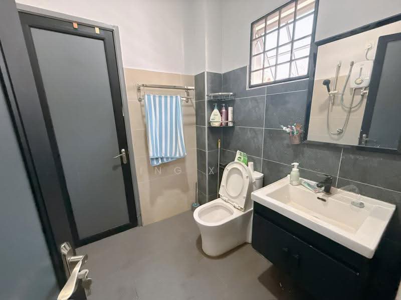 2-storey Terraced House for Sale in Taman Setia Indah (Tebrau) - Ing Xin - Bathroom - PropertyGuru.com.my