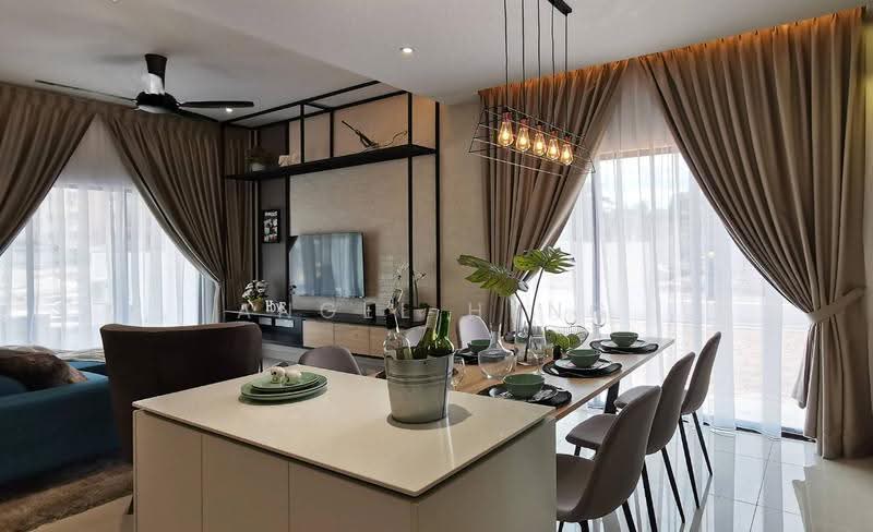 2-storey Terraced House for Sale in Seremban (Negeri Sembilan) - Angel Heng - Living Room - PropertyGuru.com.my