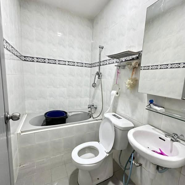 Rumah Teres 1-Tingkat untuk Dijual di Johor Bahru (Johor) - Nico Chong - Bathroom - PropertyGuru.com.my