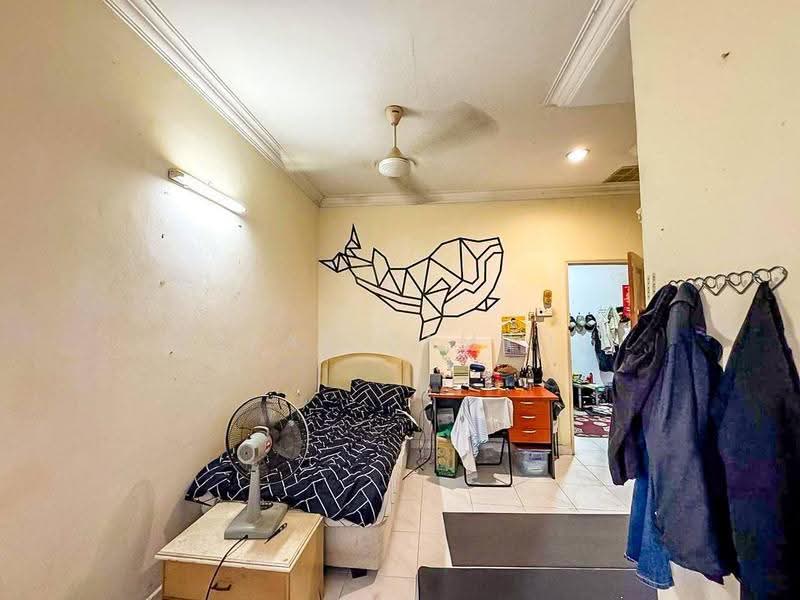 2-storey Terraced House for Sale in Seksyen 9 (Shah Alam) - Izzat Zamros - PropertyGuru.com.my