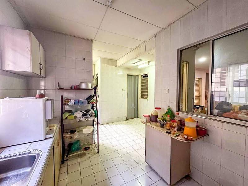2-storey Terraced House for Sale in Seksyen 9 (Shah Alam) - Izzat Zamros - PropertyGuru.com.my