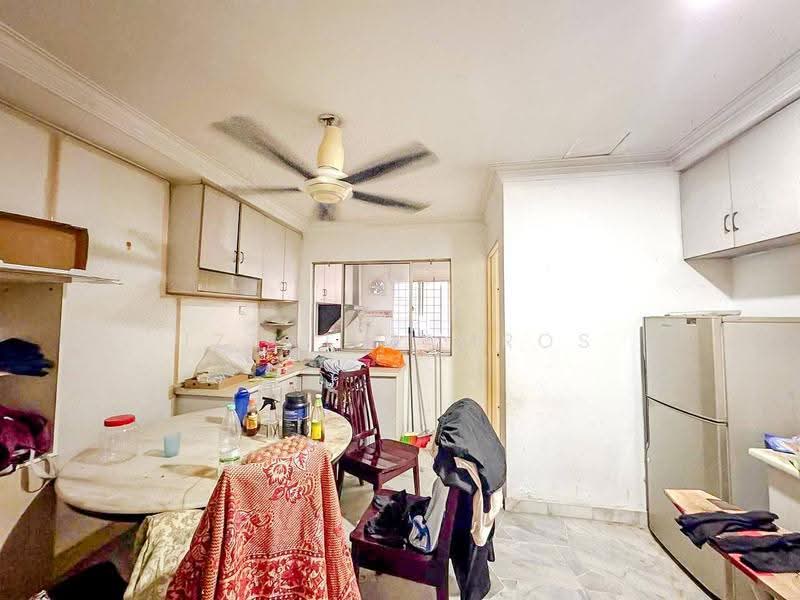 2-storey Terraced House for Sale in Seksyen 9 (Shah Alam) - Izzat Zamros - PropertyGuru.com.my