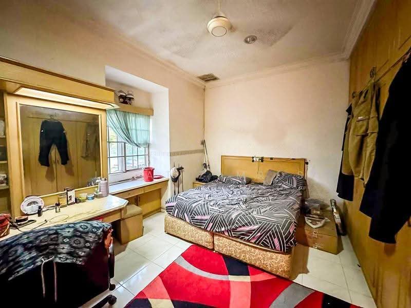 2-storey Terraced House for Sale in Seksyen 9 (Shah Alam) - Izzat Zamros - PropertyGuru.com.my