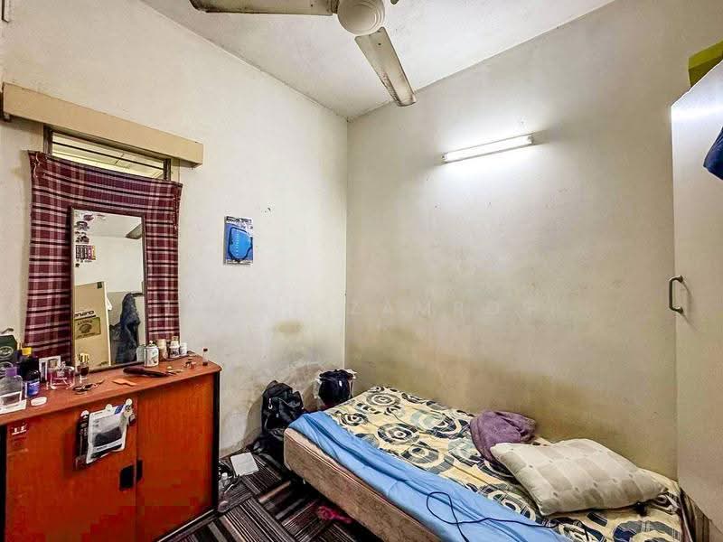2-storey Terraced House for Sale in Seksyen 9 (Shah Alam) - Izzat Zamros - PropertyGuru.com.my