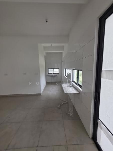 Rumah Berkembar untuk Dijual di Kota Kemuning (Shah Alam) - Roy Khaw - Kitchen - PropertyGuru.com.my