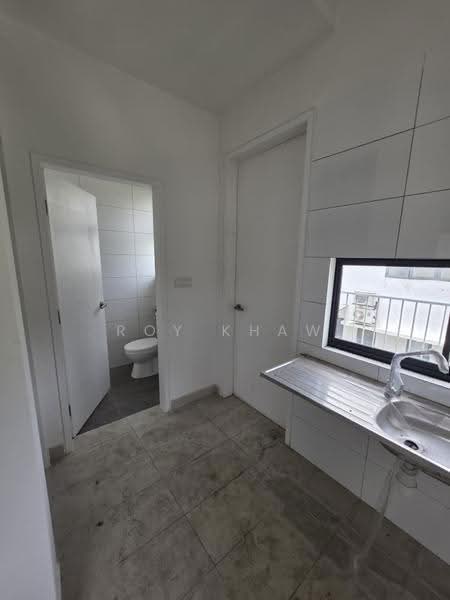 Rumah Berkembar untuk Dijual di Kota Kemuning (Shah Alam) - Roy Khaw - Bathroom - PropertyGuru.com.my