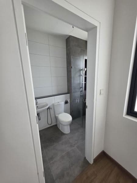 Rumah Berkembar untuk Dijual di Kota Kemuning (Shah Alam) - Roy Khaw - Bathroom - PropertyGuru.com.my