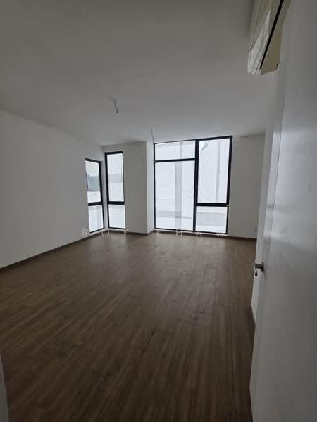 Rumah Berkembar untuk Dijual di Kota Kemuning (Shah Alam) - Roy Khaw - Interior - PropertyGuru.com.my