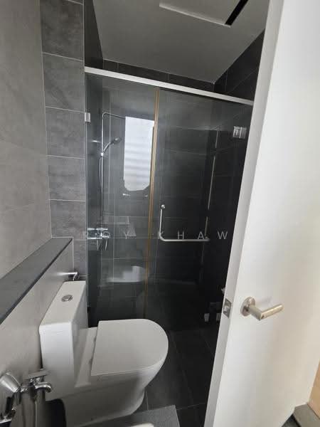 Rumah Berkembar untuk Dijual di Kota Kemuning (Shah Alam) - Roy Khaw - Bathroom - PropertyGuru.com.my