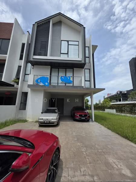 Rumah Berkembar untuk Dijual di Kota Kemuning (Shah Alam) - Roy Khaw - Exterior - PropertyGuru.com.my