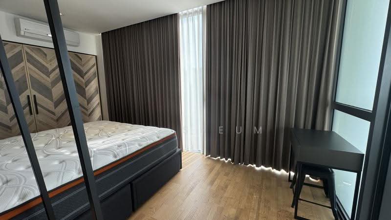 Kondominium untuk Dijual di Twy Duplex Condos - Zev Sheum - Bedroom - PropertyGuru.com.my