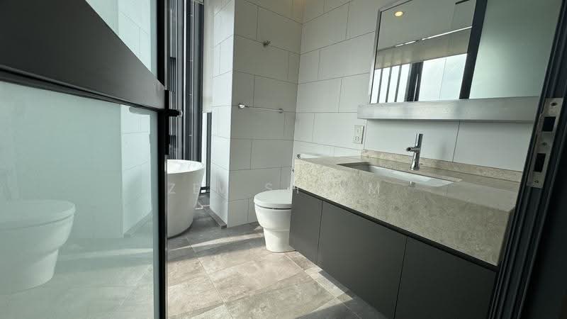 Kondominium untuk Dijual di Twy Duplex Condos - Zev Sheum - Bathroom - PropertyGuru.com.my
