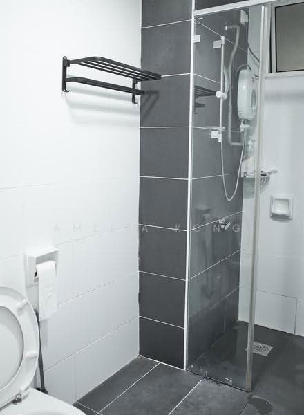 Condominium for Sale at The Majestic - Amelia Kong - Bathroom - PropertyGuru.com.my