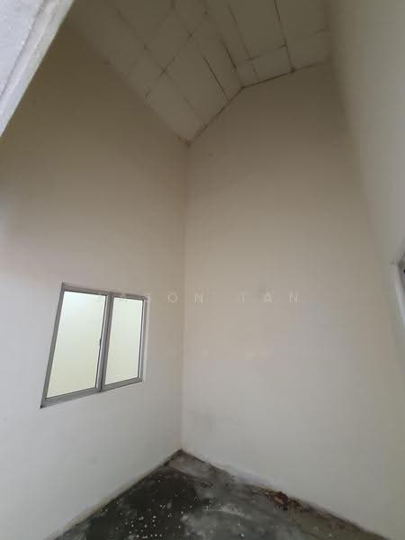 Rumah Teres 1-Tingkat untuk Dijual di Taman Puncak Jalil (Seri Kembangan) - Jason Tan - Interior - PropertyGuru.com.my
