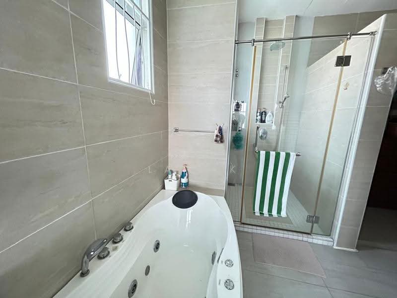 Bungalow House untuk Dijual di Subang Heights (Subang Jaya) - Lai YK - Bathroom - PropertyGuru.com.my