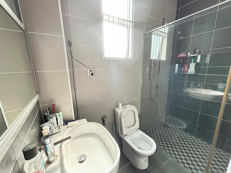 Bungalow House untuk Dijual di Subang Heights (Subang Jaya) - Lai YK - Bathroom - PropertyGuru.com.my