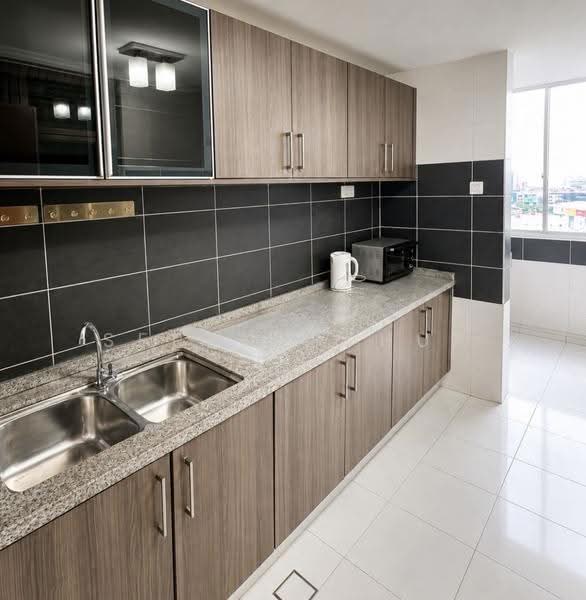 Service Residence for Sale at D'Inspire Residence (Inspira Bestari) - Serene Chua - Kitchen - PropertyGuru.com.my