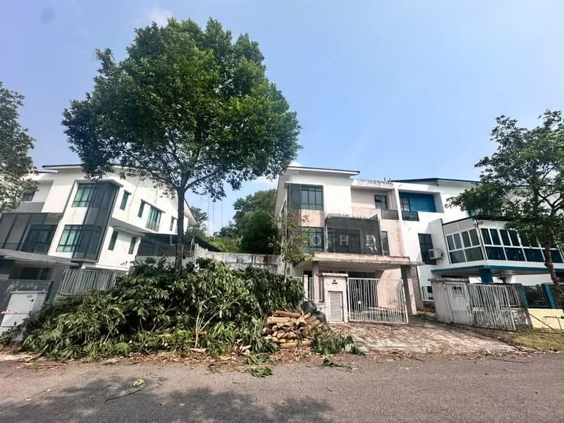 Rumah Berkembar untuk Dijual di Taman Nusa Idaman (Iskandar Puteri (Nusajaya)) - Lily Mohd - Exterior - PropertyGuru.com.my