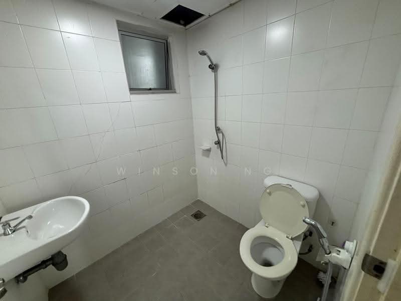 Kondominium untuk Disewa di Casa Indah 2 - Winson Ng - Bathroom - PropertyGuru.com.my