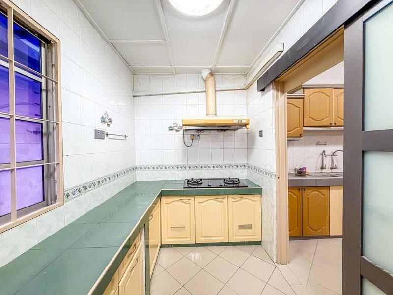 Semi-Detached House for Sale in Seksyen 9 (Shah Alam) - Izzat Zamros - Kitchen - PropertyGuru.com.my