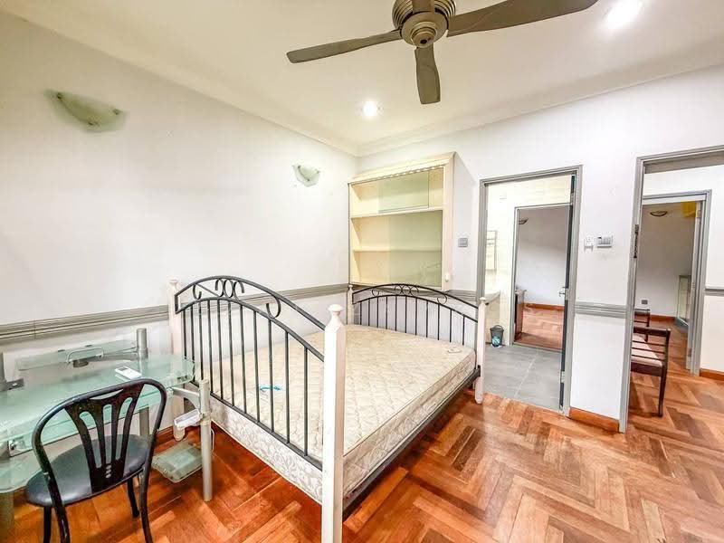 Semi-Detached House for Sale in Seksyen 9 (Shah Alam) - Izzat Zamros - PropertyGuru.com.my