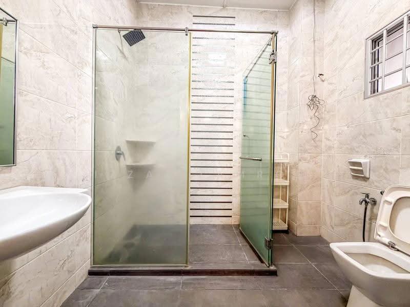 Semi-Detached House for Sale in Seksyen 9 (Shah Alam) - Izzat Zamros - PropertyGuru.com.my