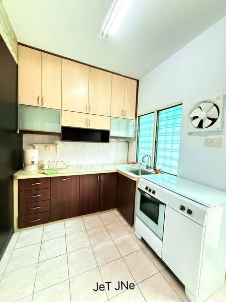 2-storey Terraced House for Sale in Taman Sentosa (Klang) - Daniel Kok - Kitchen - PropertyGuru.com.my