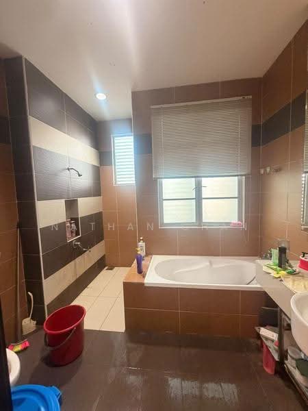 Semi-Detached House for Sale in Bandar Putra (Kulai) - Nathan Chan - Bathroom - PropertyGuru.com.my